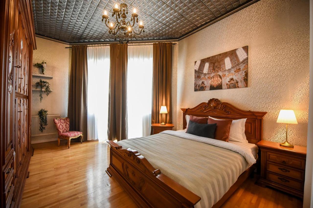 The Museum - Wonderful Super Central Apartment Bucharest Exterior photo